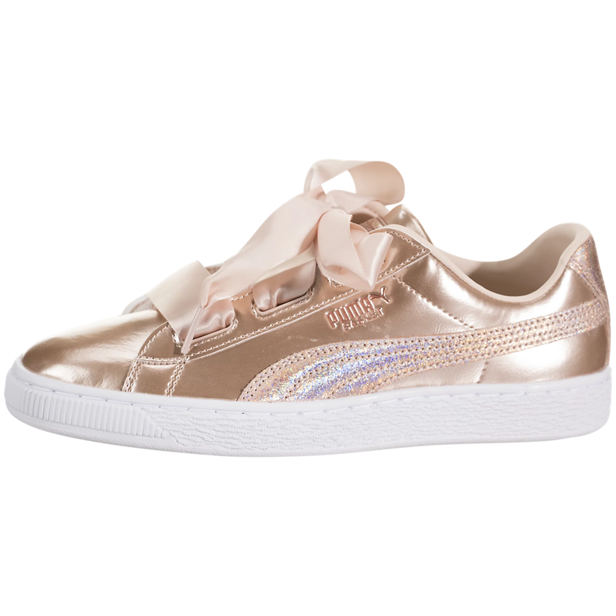 Puma Heart Women/Adult shoe size 6  Casual 36599302 Lunar Cream